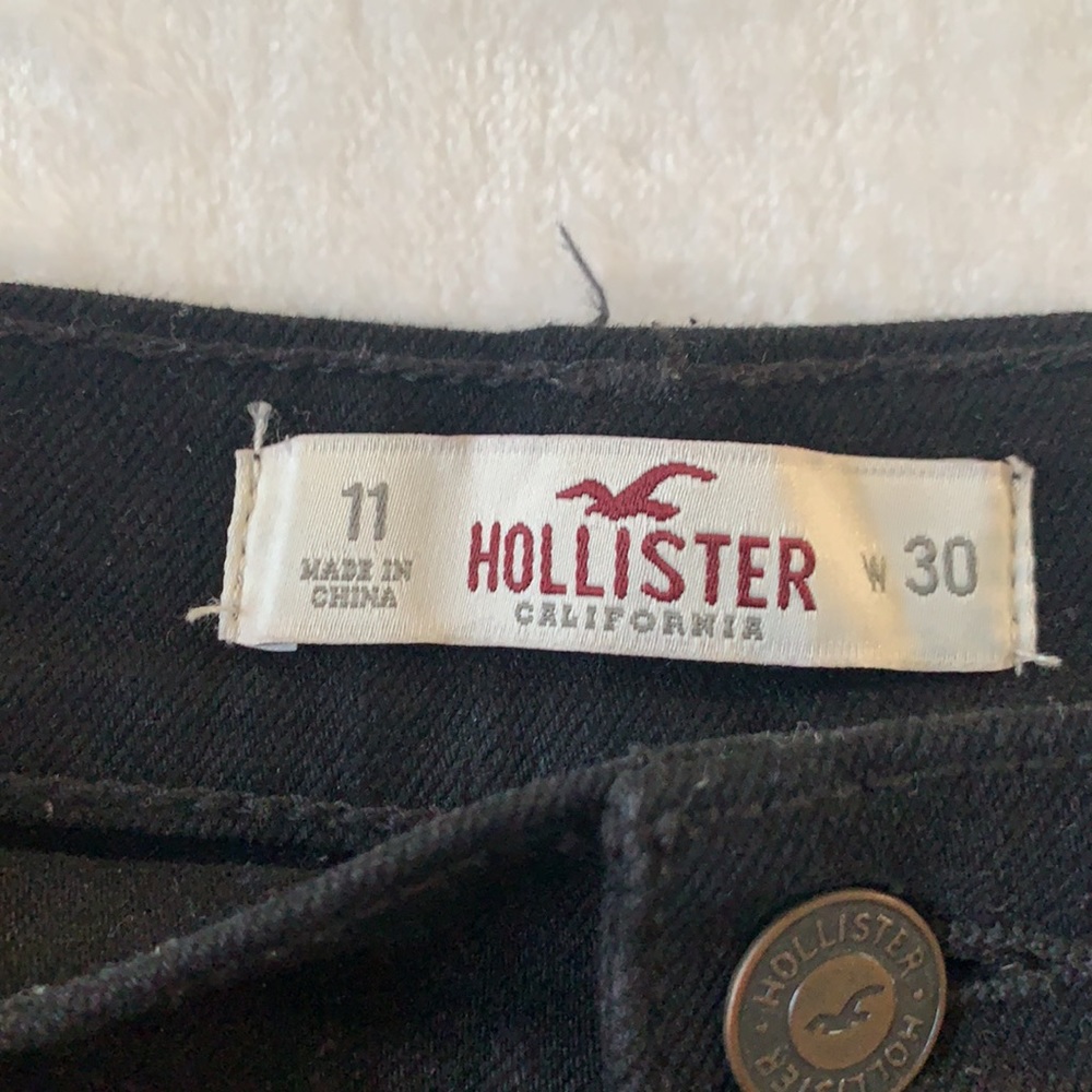 Hollister Black High Rise Denim Shorts - Picture 2 of 5
